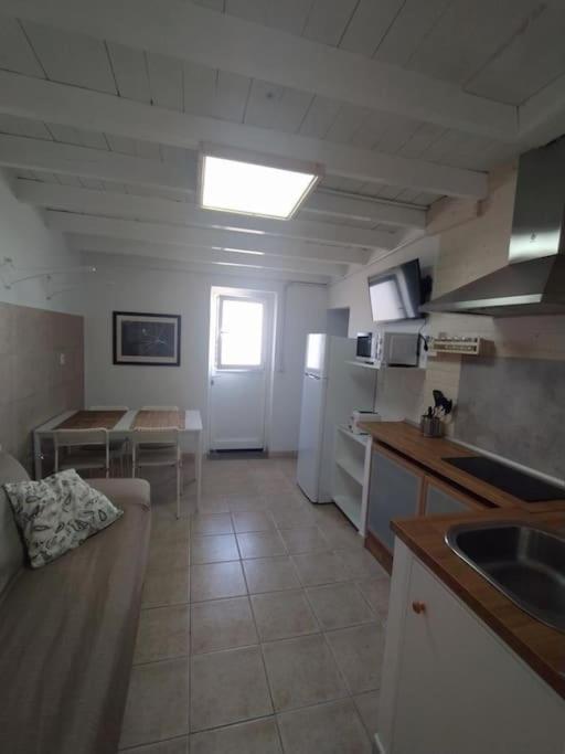 Famara, Apto. En Zona Tranquila A 200M Del Mar. Exterior photo