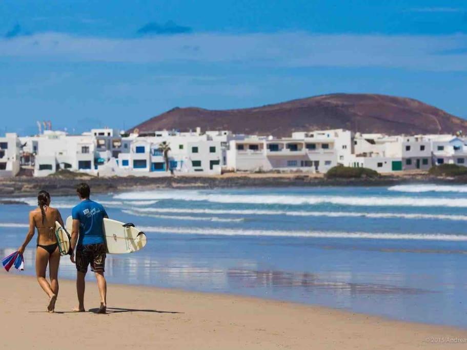Famara, Apto. En Zona Tranquila A 200M Del Mar. Exterior photo